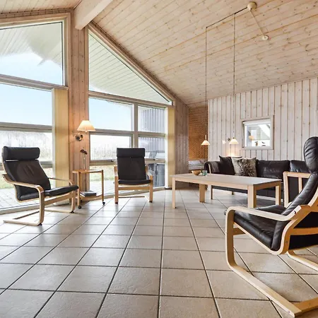 3 Bedroom Lovely Home In Romo * Romo