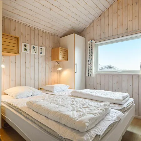 3 Bedroom Lovely In Romo Bolilmark